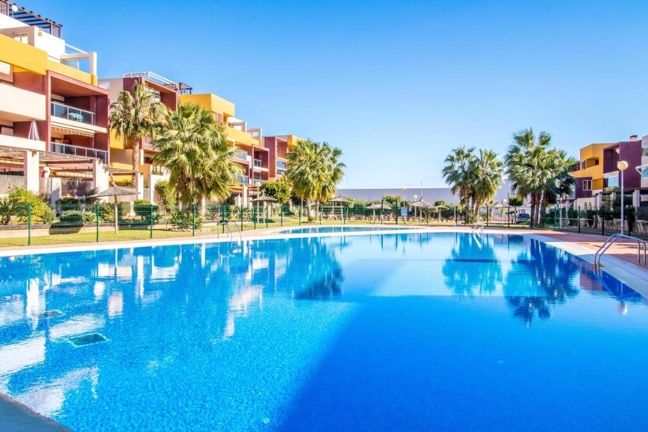 Apartmán Bosque Playa Flamenca Exteriér fotografie