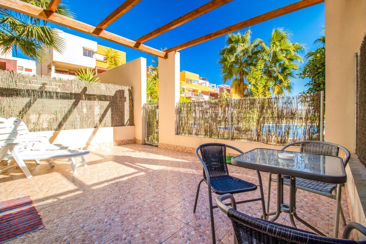 Apartmán Bosque Playa Flamenca Exteriér fotografie
