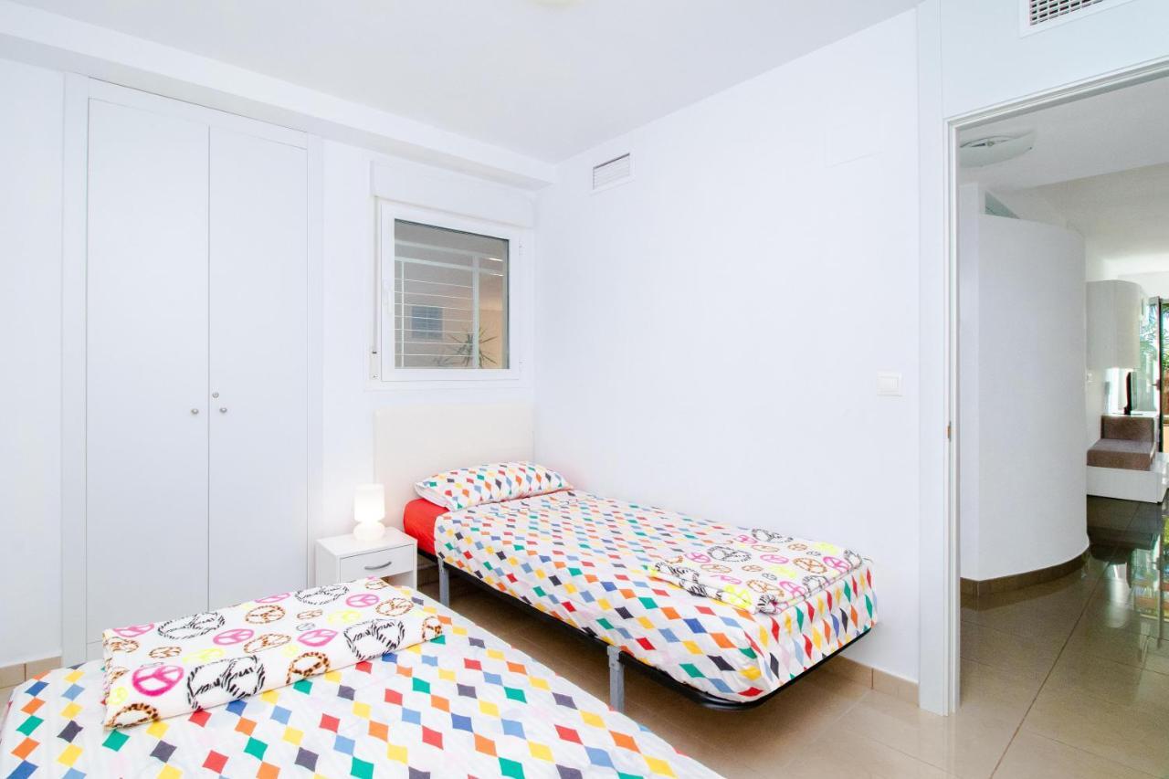 Apartmán Bosque Playa Flamenca Exteriér fotografie